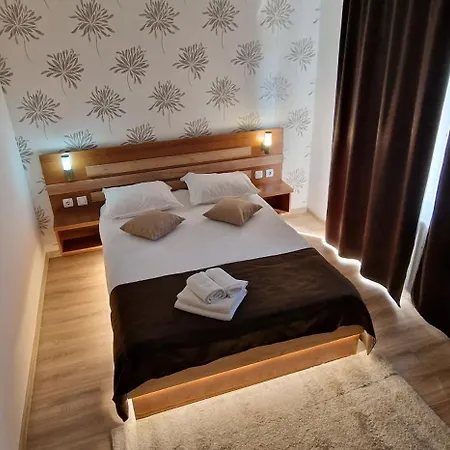Poiana Bucovat Guest house 4*